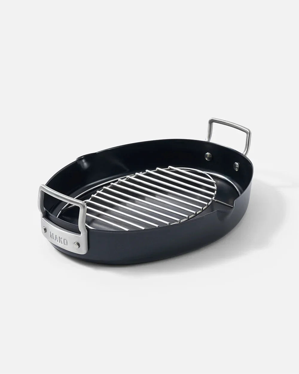 Black oval MAKO roasting pan with stainless steel grilling rack and metal handles