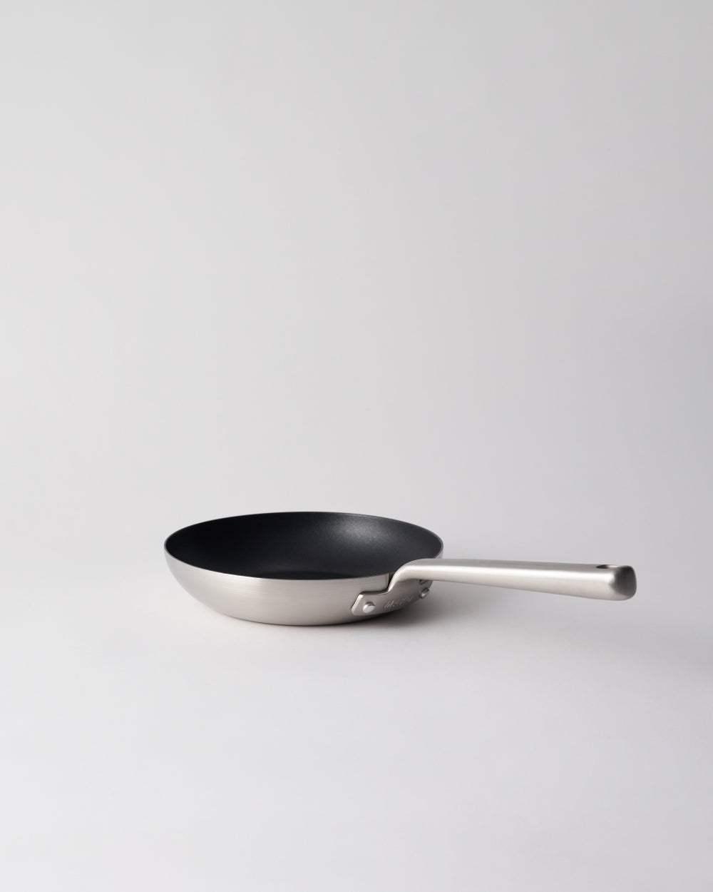 10024_S8006: MAKO Genius 5-Ply 20cm Non-Stick Frying Pan Frying Pan by MAKO - only available at CookDineHost