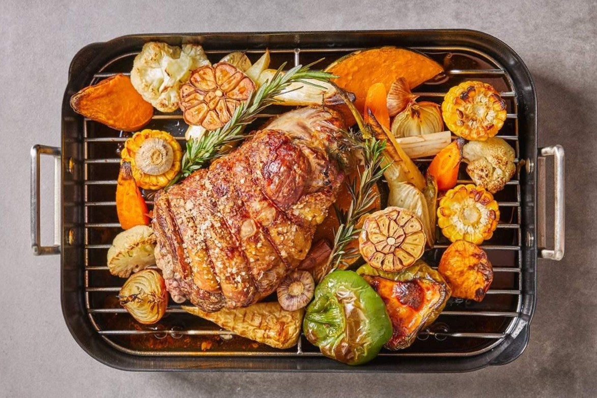 MAKO Aero Non-Stick Classic Roaster Trivet CookDineHost