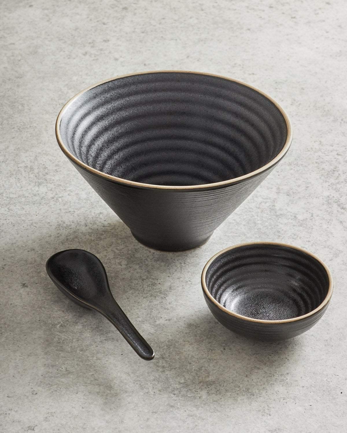 The Essential Wok and Accessories Set - Charcoal Wok by MAKO - only available at CookDineHost