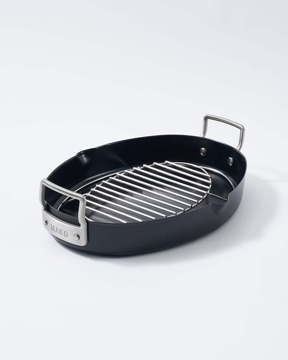 MAKO Aero Non-Stick Oval Chicken Roasteravailable at CookDineHost