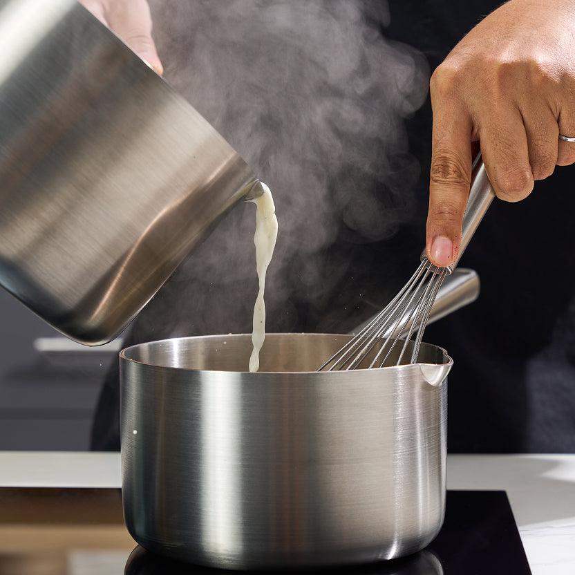 Cooking with MAKO Genius 5-Ply Saucepans with lid