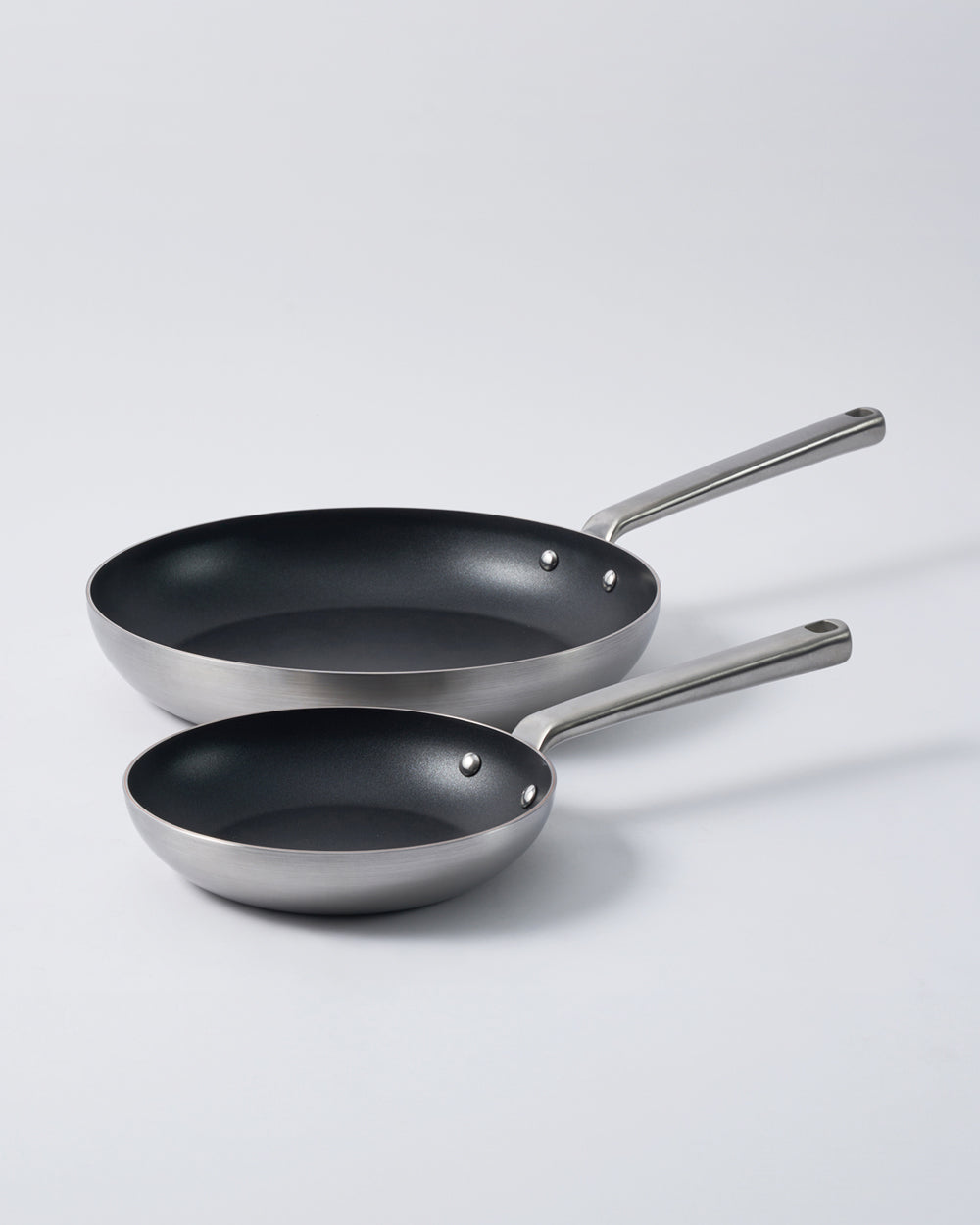 MAKO Genius 5-Ply Non-Stick 20cm & 30cm Frying Pan Duo - CookDineHost