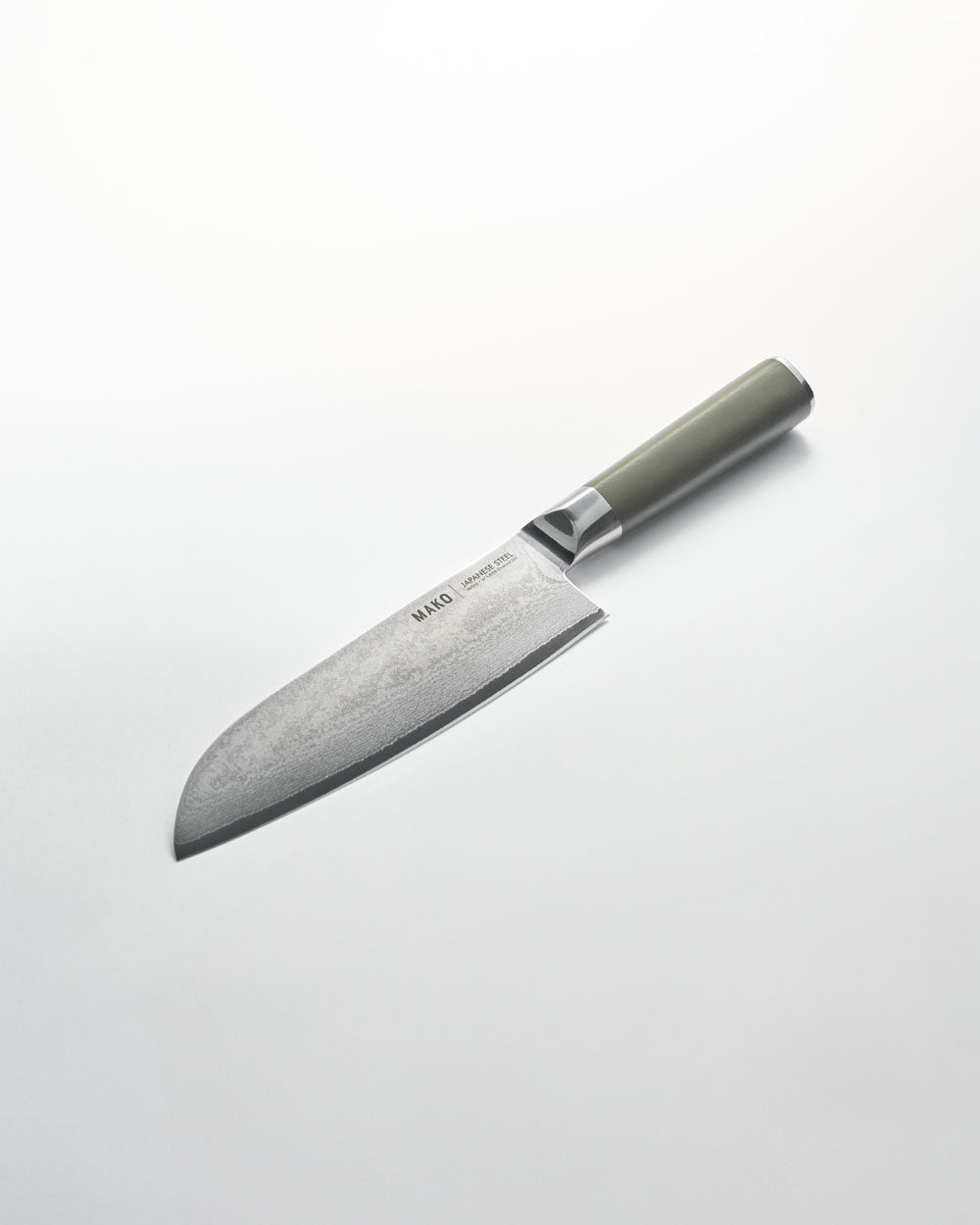 MAKO Japanese Steel Olive Green 7″ Santoku Knife - CookDineHost