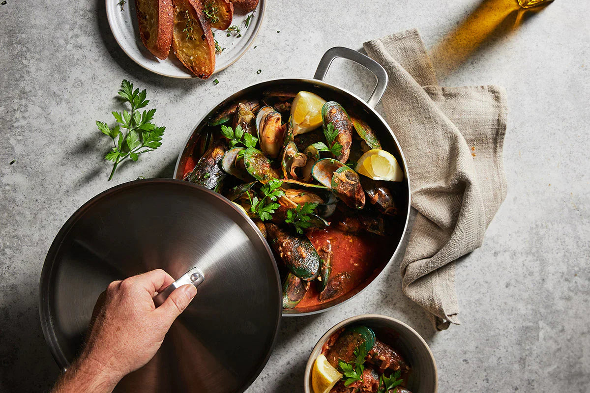 MAKO Genius 5-Ply Ultimate Non-Stick Set (6-piece) - CookDineHost
